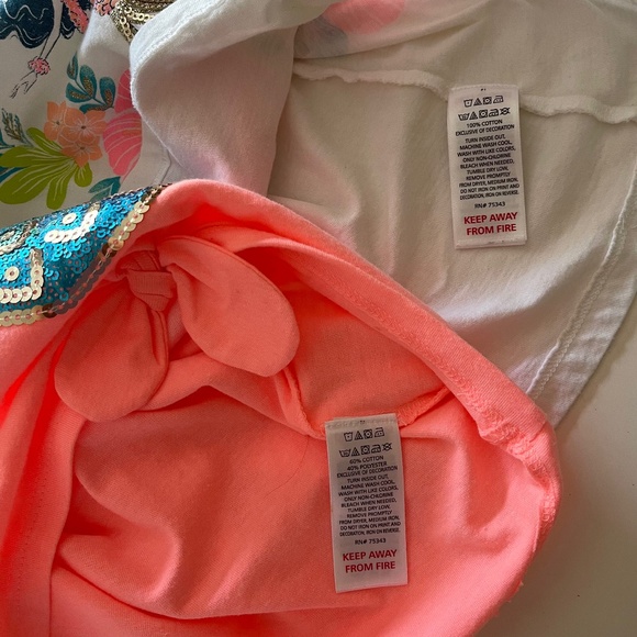 Bundle of 2 Tommy Bahama Short Sets Girls size 4 - Picture 6 of 15
